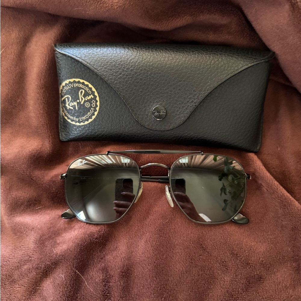Ray-Ban Dark Gray Sunglasses with Black Case